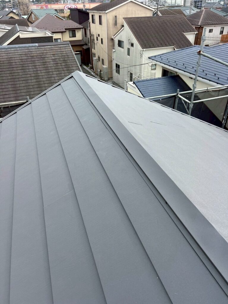 埼玉県狭山市 M様邸 外壁塗装・シリコンREVO-IR 屋根カバー工事・スーパーガルテクト