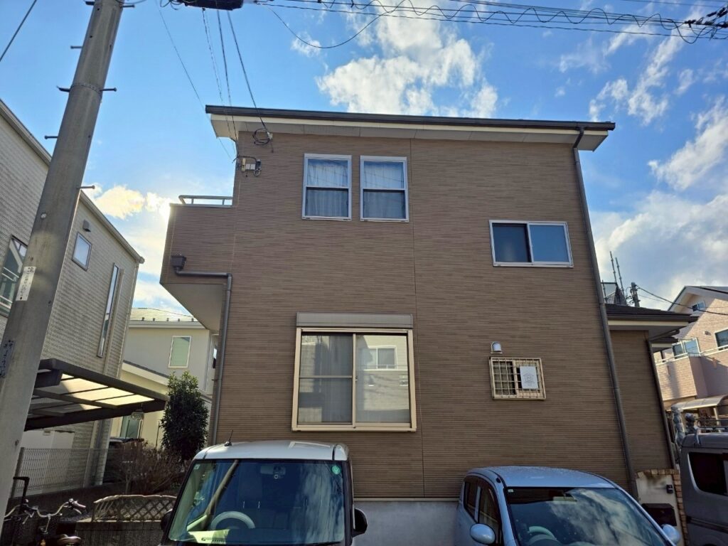 埼玉県狭山市　M様邸　外壁塗装・シリコンREVO-IR　屋根カバー工事・スーパーガルテクト