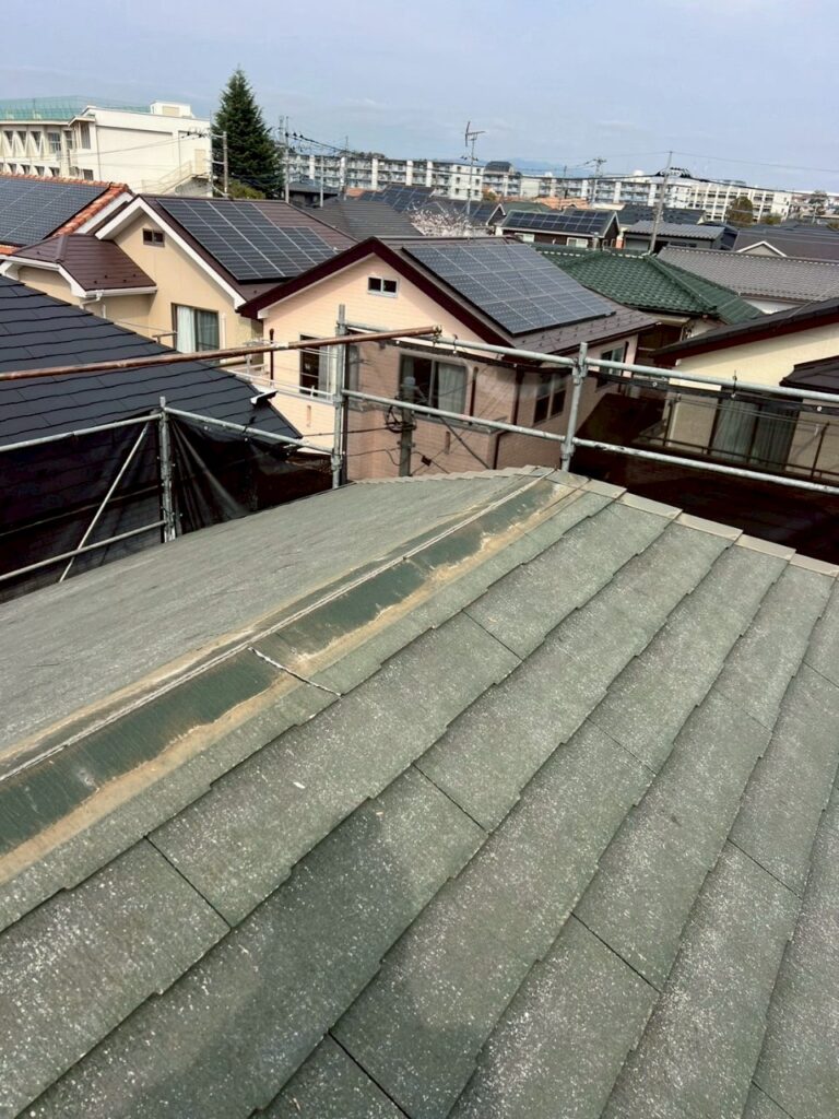 埼玉県狭山市 M様邸 屋根カバー工事 既存の棟板金撤去~ルーフィング貼り