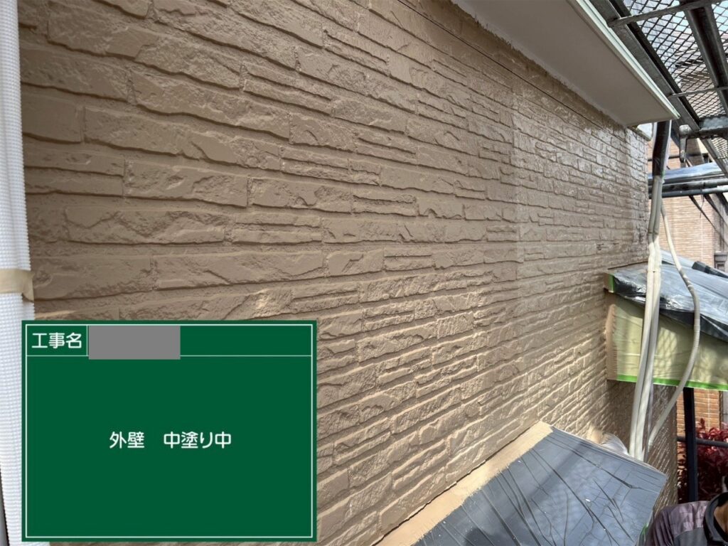 埼玉県狭山市　S様邸　外壁塗装工事　中塗り～上塗り～施工完了