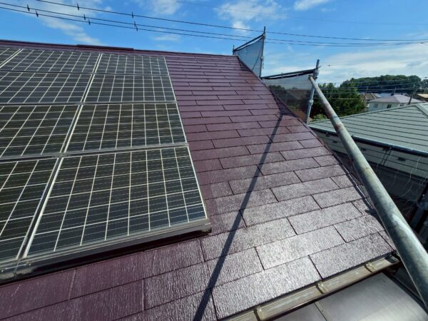 埼玉県入間市　H様邸　屋根塗装工事　中塗り～上塗り　2回塗装で長持ち！