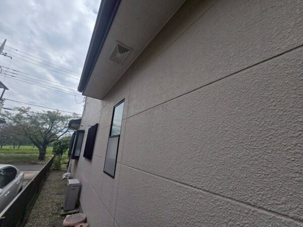 埼玉県狭山市 I様邸 外壁塗装工事 現地調査で外壁の劣化状況を確認
